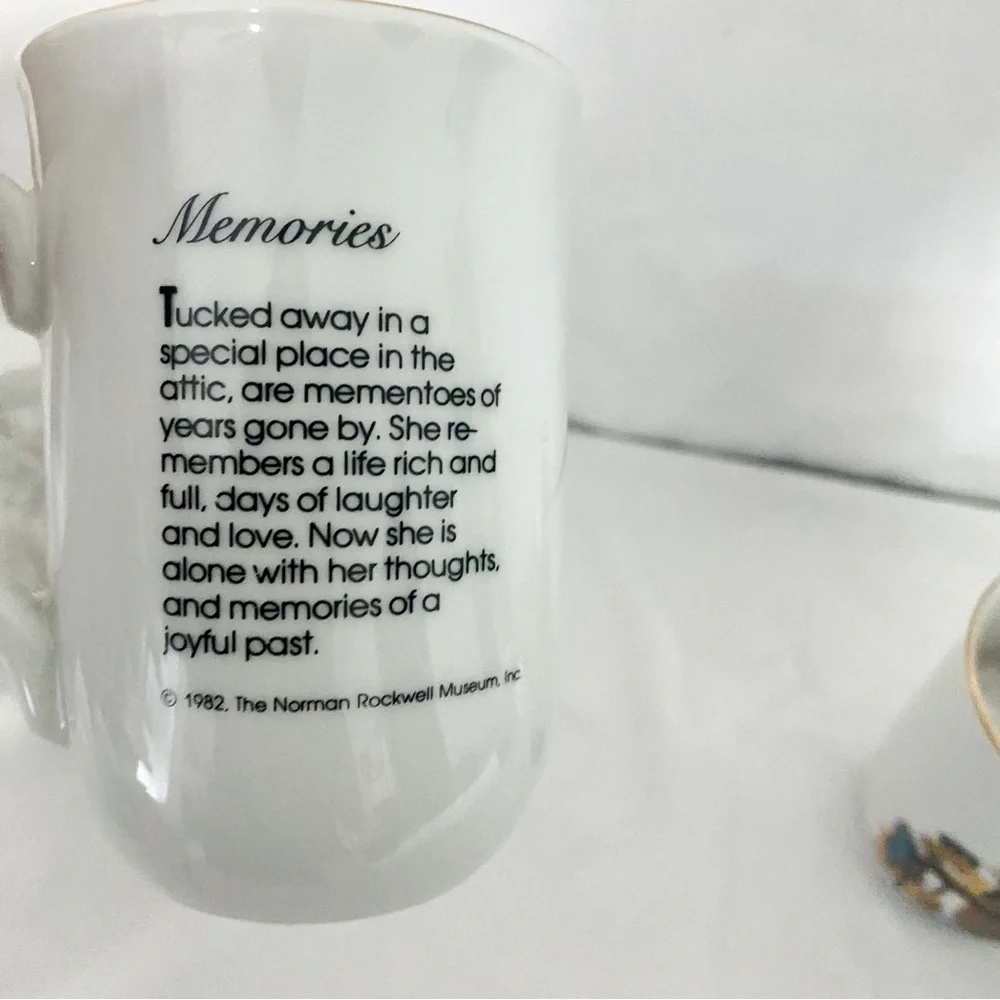 VINTAGE SET Of 5 Norman Rockwell Museum Coffee Mugs Cups White Gold Trim JAPAN